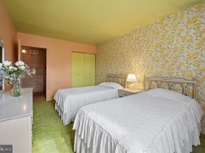 421 Jonathan Place, Philadelphia PA 19115