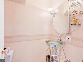 1265 Barclay Crescent, Yardley PA 19067