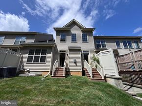 623 Saint James Court, Langhorne PA 19047