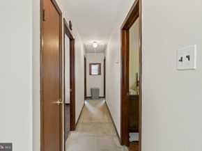 32 E Benedict Avenue, Havertown PA 19083