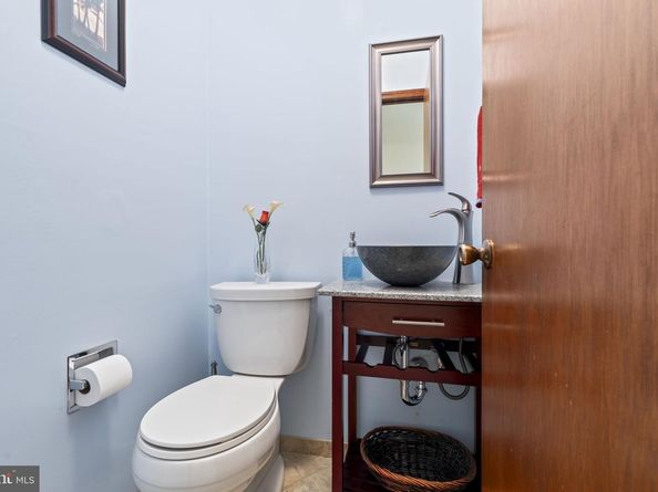 32 E Benedict Avenue, Havertown PA 19083