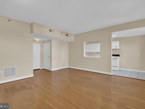1621 T Street NW 402, Washington DC 20009