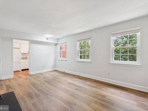 2107 N Scott Street 70, Arlington VA 22209
