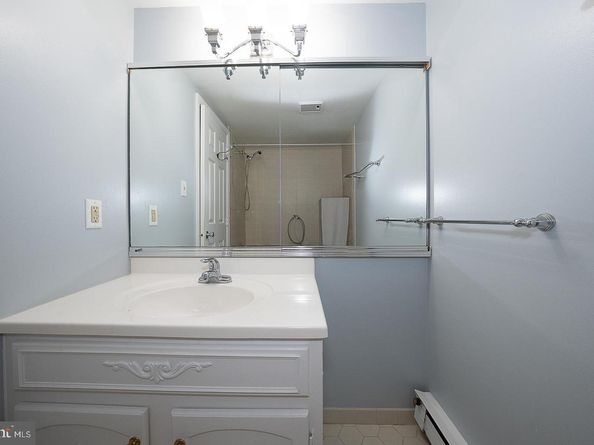 103 Summit Drive B, Bryn Mawr PA 19010
