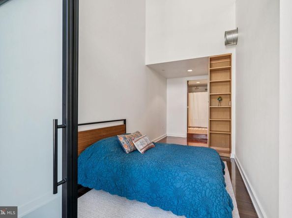 105 S 12TH Street 205, Philadelphia PA 19107