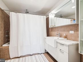 105 S 12TH Street 205, Philadelphia PA 19107
