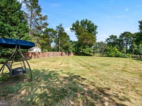 434 Meetinghouse Road, Ambler PA 19002