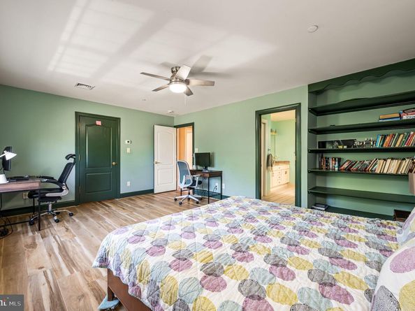434 Meetinghouse Road, Ambler PA 19002