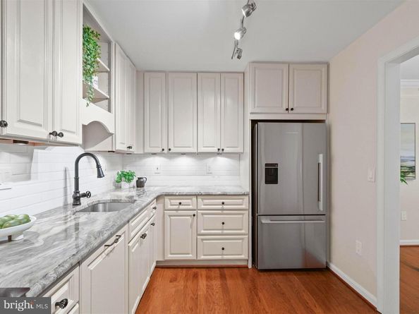 2121 Jamieson Avenue 607, Alexandria VA 22314