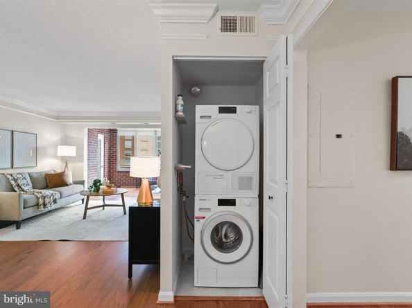 2121 Jamieson Avenue 607, Alexandria VA 22314