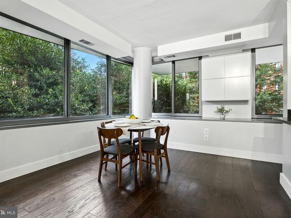 2001 15TH Street N 111, Arlington VA 22201