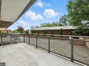 2001 15TH Street N 111, Arlington VA 22201