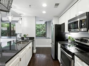 2001 15TH Street N 111, Arlington VA 22201