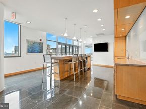 2001 15TH Street N 111, Arlington VA 22201