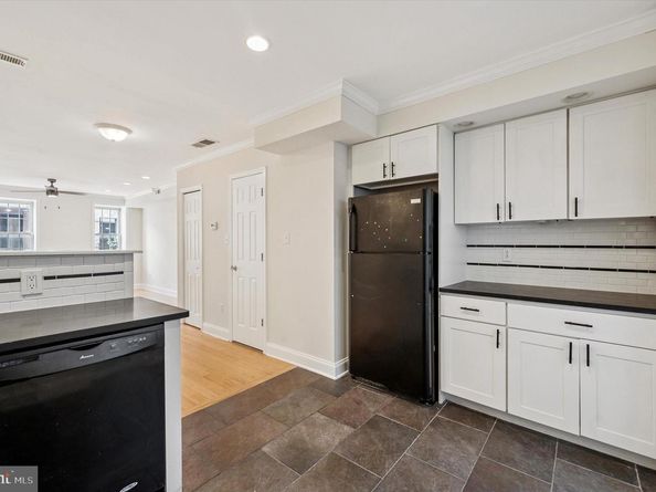 2615 Federal Street, Philadelphia PA 19146