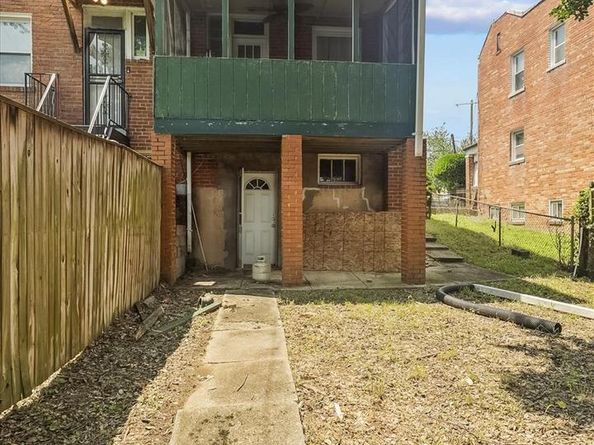 1700 40TH Street SE, Washington DC 20020