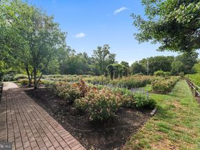 4600 S Four Mile Run Drive 629, Arlington VA 22204