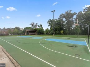 4600 S Four Mile Run Drive 629, Arlington VA 22204