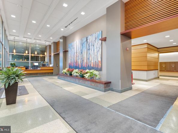 4600 S Four Mile Run Drive 629, Arlington VA 22204