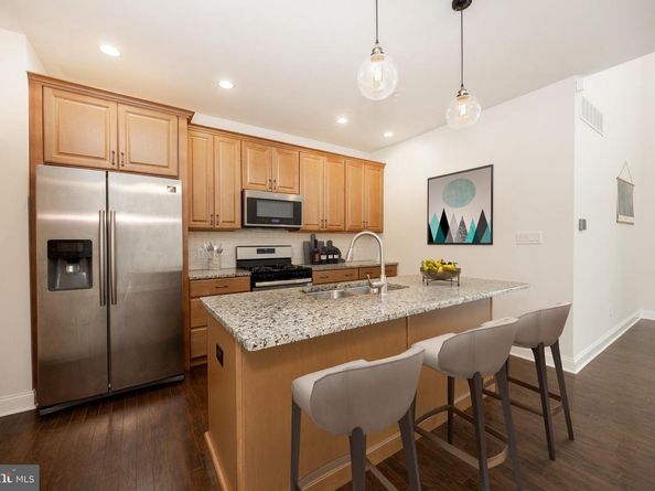210 Ella Lane, Conshohocken PA 19428