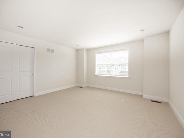 210 Ella Lane, Conshohocken PA 19428