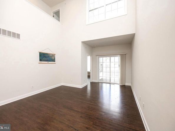 210 Ella Lane, Conshohocken PA 19428