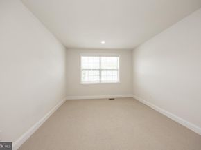 210 Ella Lane, Conshohocken PA 19428