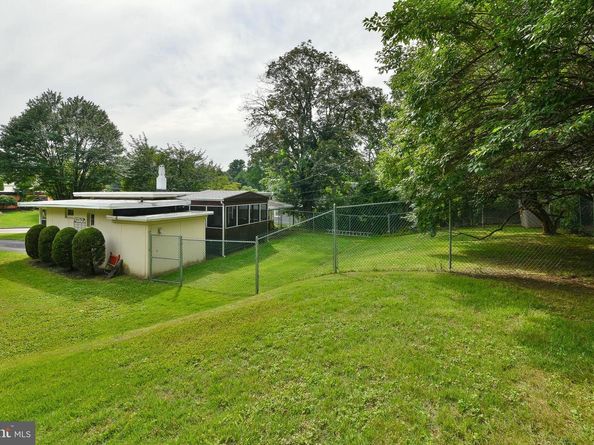 8109 Hull Drive, Wyndmoor PA 19038