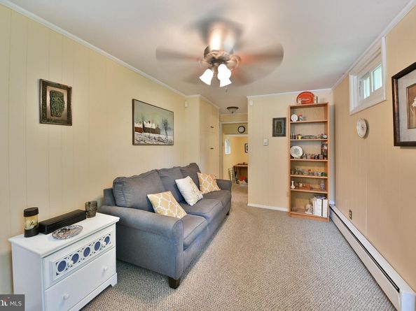 8109 Hull Drive, Wyndmoor PA 19038