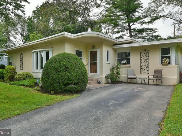 8109 Hull Drive, Wyndmoor PA 19038