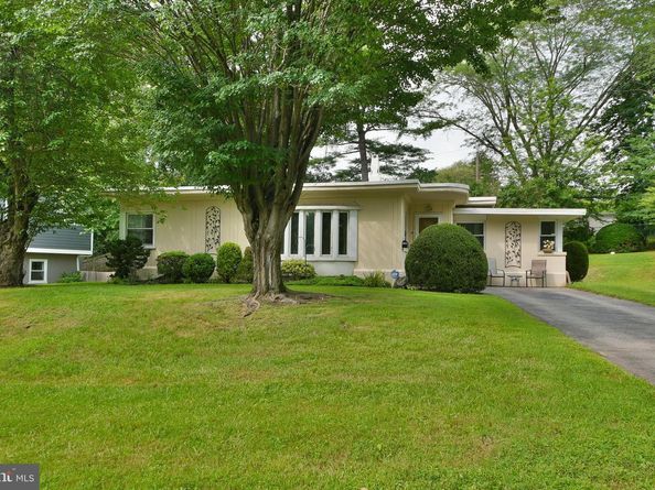 8109 Hull Drive, Wyndmoor PA 19038