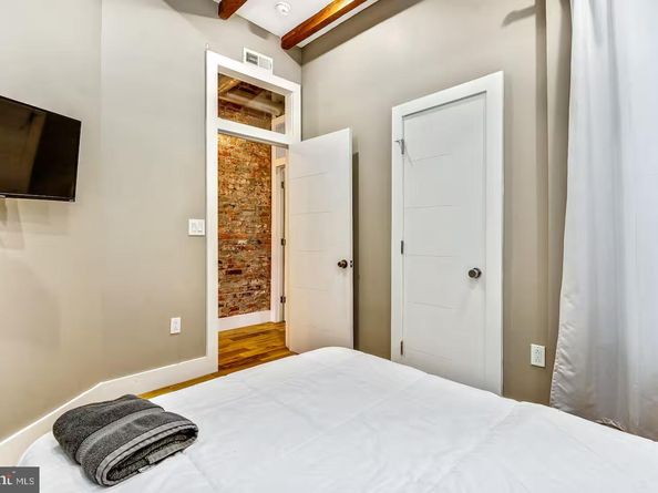 3110 Dickinson Street, Philadelphia PA 19146
