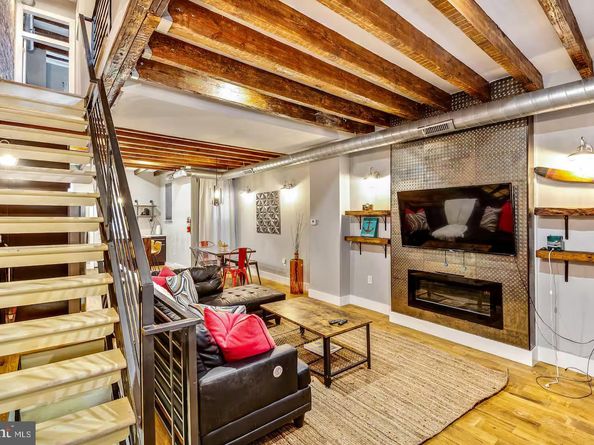 3110 Dickinson Street, Philadelphia PA 19146