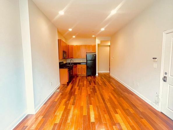 931 N 19TH Street, Philadelphia PA 19130