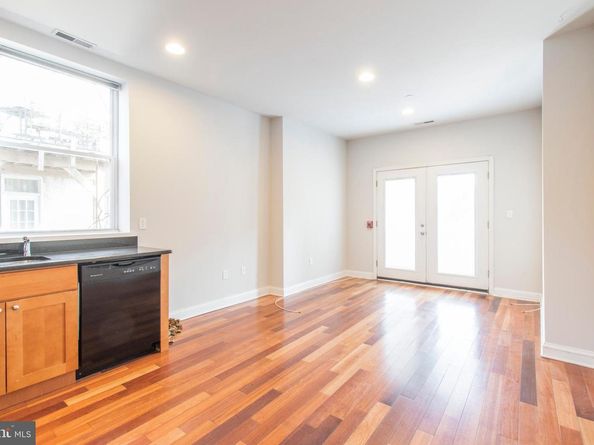 931 N 19TH Street, Philadelphia PA 19130