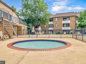 509 Florida Avenue 103, Herndon VA 20170