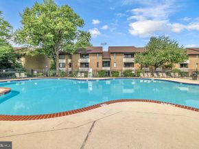 509 Florida Avenue 103, Herndon VA 20170