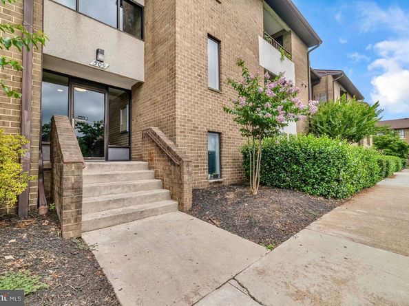 509 Florida Avenue 103, Herndon VA 20170