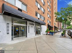 2101 Chestnut Street 819, Philadelphia PA 19103