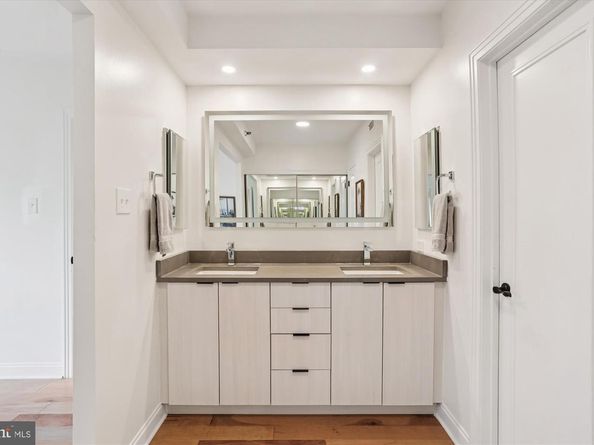 4550 N Park Avenue N 208, Chevy Chase MD 20815