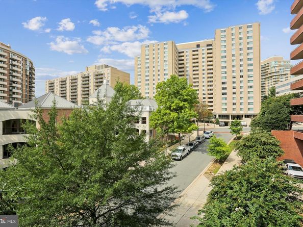 4550 N Park Avenue N 208, Chevy Chase MD 20815