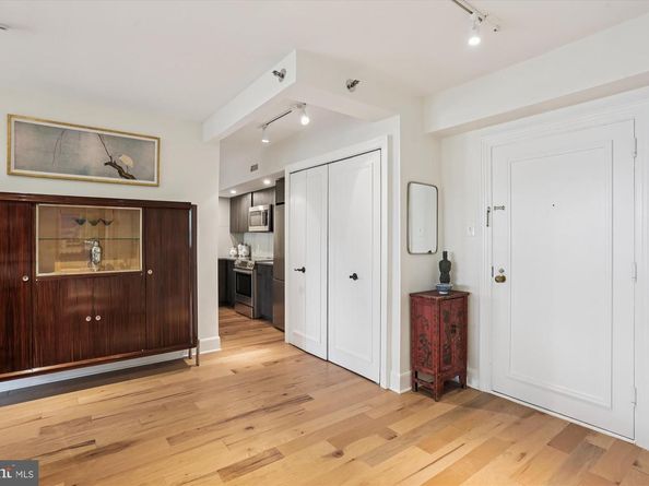 4550 N Park Avenue N 208, Chevy Chase MD 20815