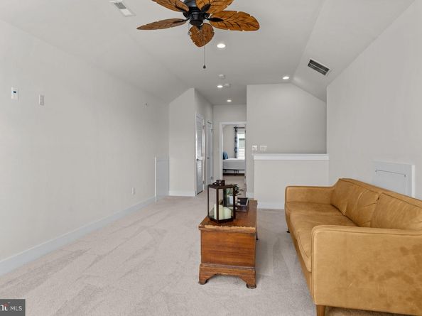 516 Galleria Street, Dresher PA 19025