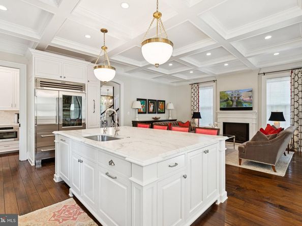 2600 12TH Street N, Arlington VA 22201