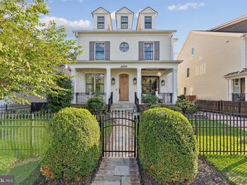 2600 12TH Street N