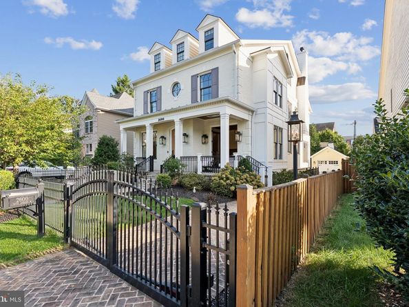 2600 12TH Street N, Arlington VA 22201
