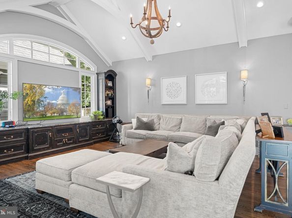 6020 Copely Lane, Mclean VA 22101