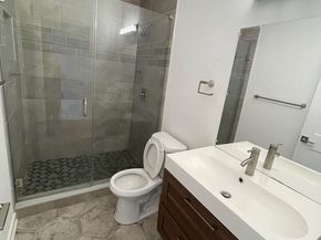 924 N 15TH Street, Philadelphia PA 19130