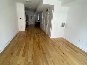 924 N 15TH Street, Philadelphia PA 19130