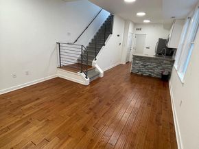 924 N 15TH Street, Philadelphia PA 19130